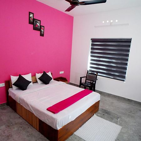 Vaishnavam Double Bedroom Villa Thekkady Zewnętrze zdjęcie