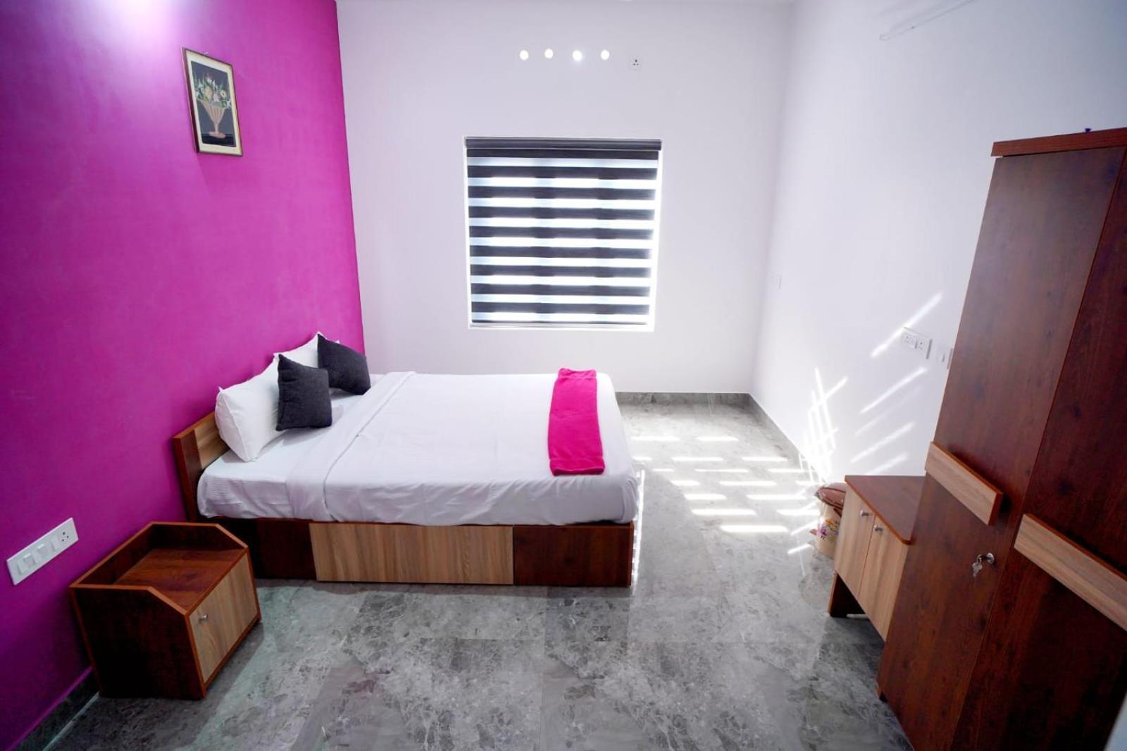 Vaishnavam Double Bedroom Villa Thekkady Zewnętrze zdjęcie