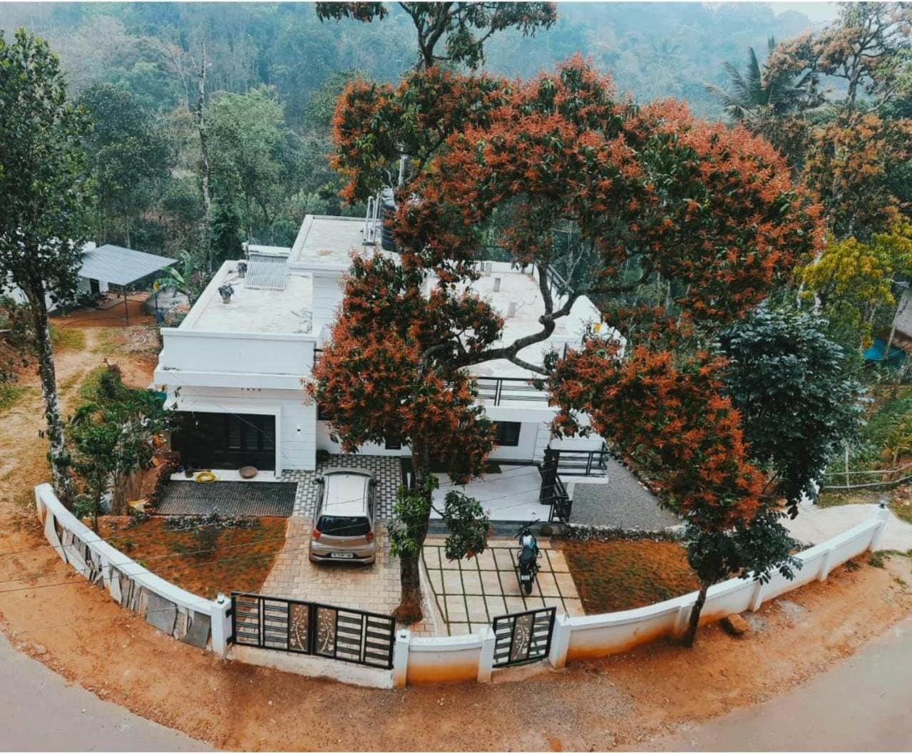 Vaishnavam Double Bedroom Villa Thekkady Zewnętrze zdjęcie